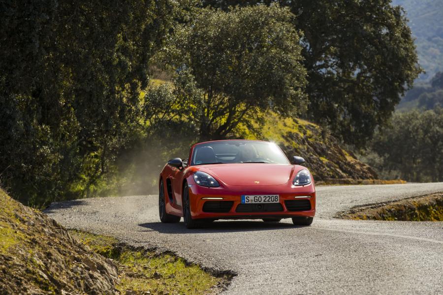  Porsche 718 Boxster T (982) 2019 года  (WW) (фото 18 из 52)